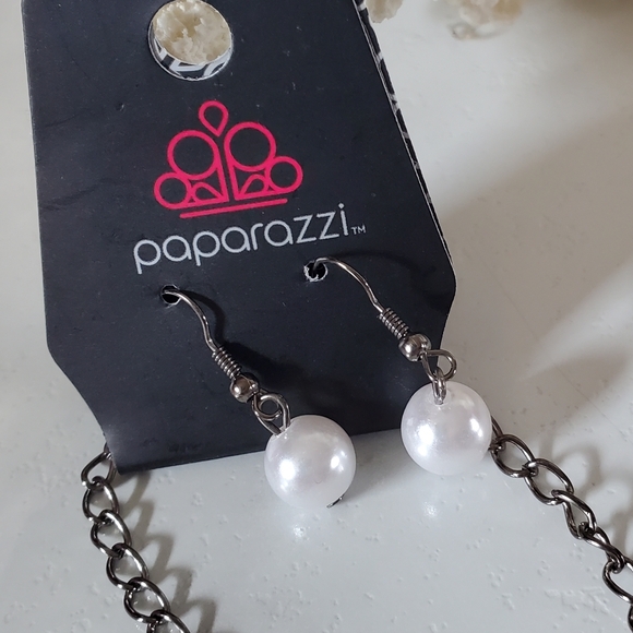 Silver Tone & Faux Pearls Necklace & Earring Set NEW - Picture 5 of 15